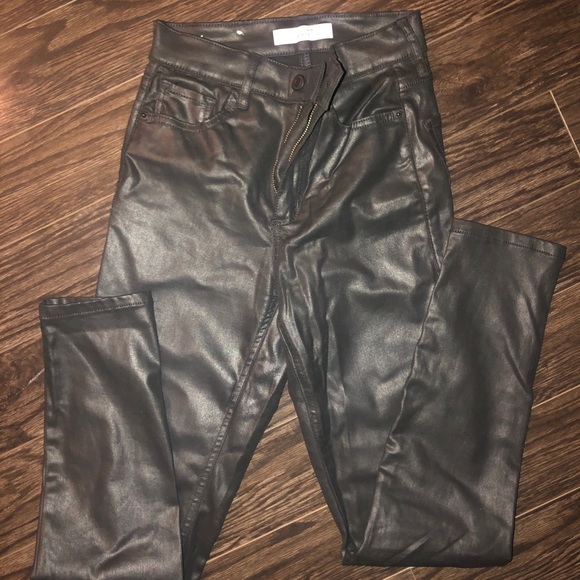 Dynamite jeans 2/$30 - Picture 1 of 2